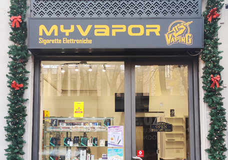 MYVAPOR vape shop e-cig retail store in Milan, Italy
